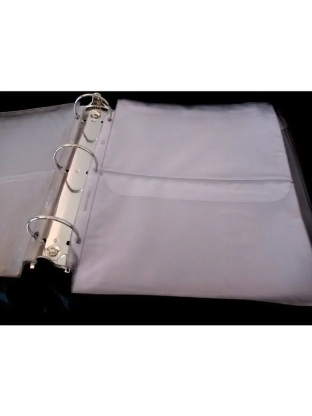 Creative Memories Accessory Binder 7 Protectors Good Zipper with borders/diecuts